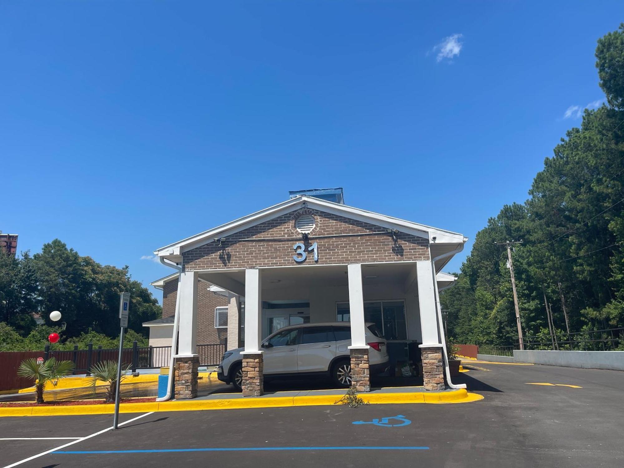 Rodeway Inn Columbia Exterior photo